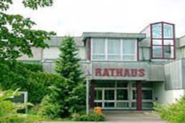 Bild 2 von Rathaus Hausen